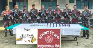 ঝিনাইদহে বিজিবির অভিযানে অস্ত্র-মাদকদ্রব্য উদ্ধার